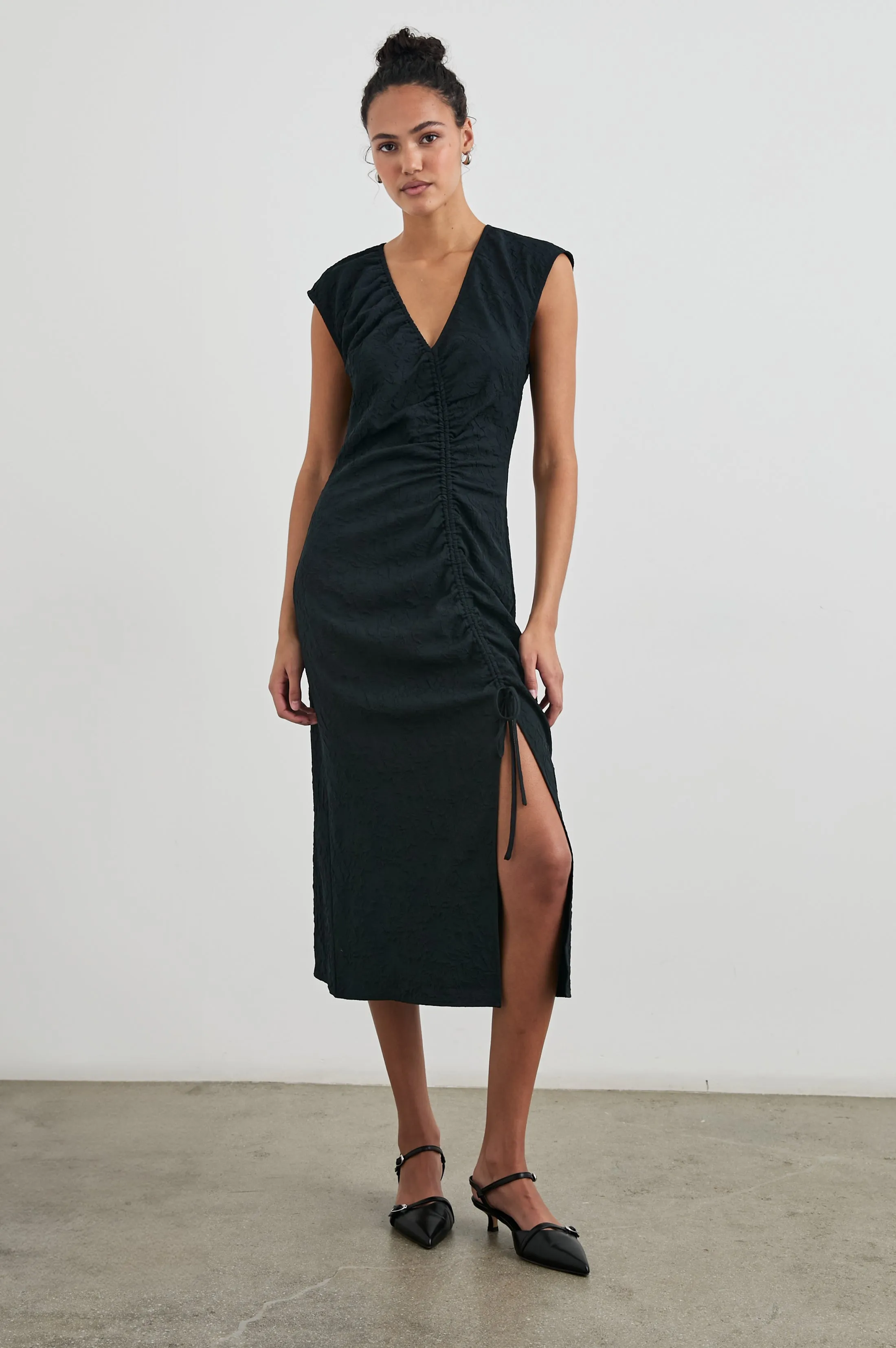 AUREN DRESS - BLACK JACQUARD