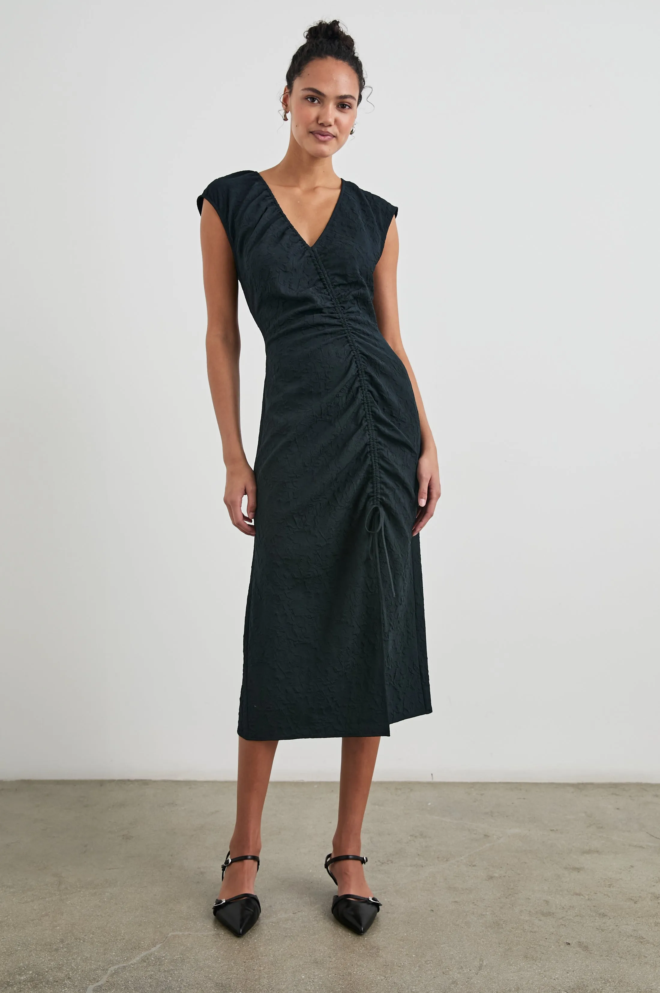 AUREN DRESS - BLACK JACQUARD