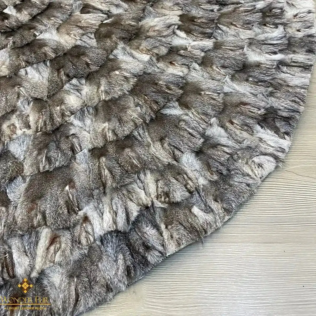 Gray Soft Shaggy Natural Handmade Round Fox Fur Patchwork Rug For Bed Room