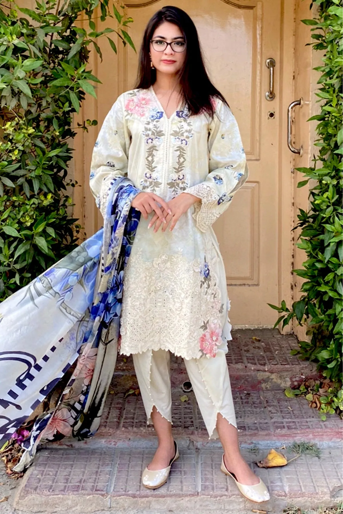 Jade Grandeur Luxury Lawn Collection – GL-19740