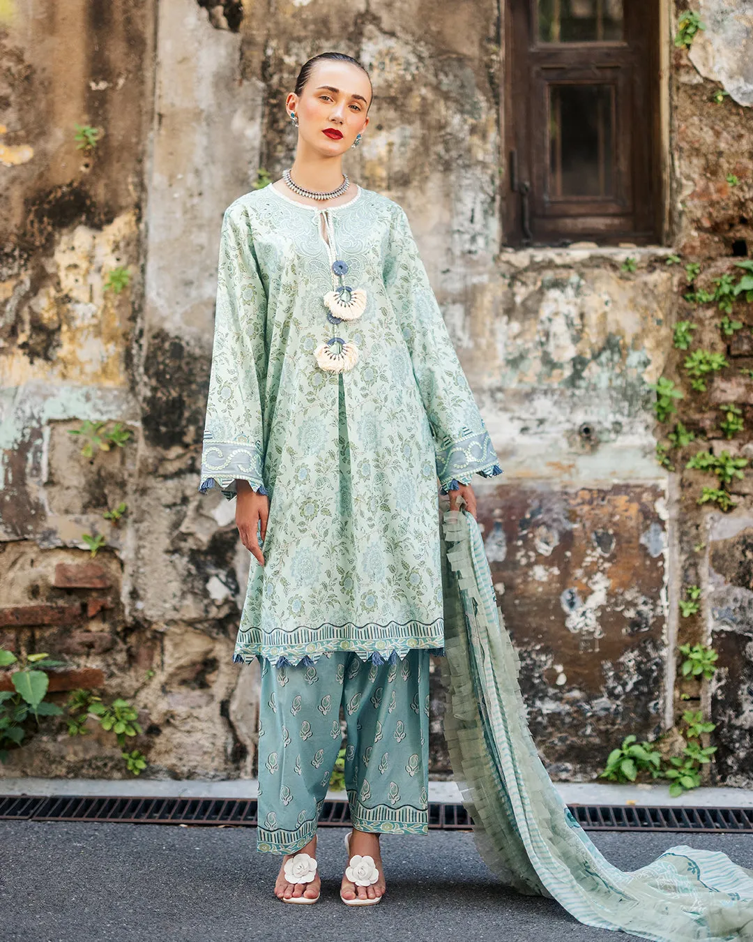 Roheenaz Taneez Block Print Lawn – Jasmin