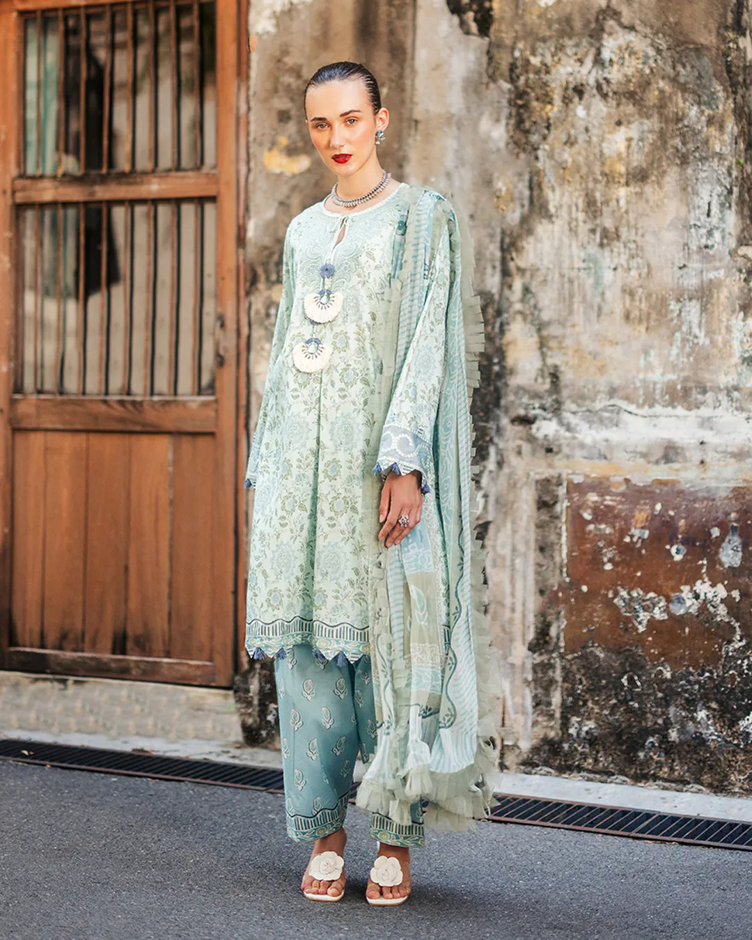 Roheenaz Taneez Block Print Lawn – Jasmin