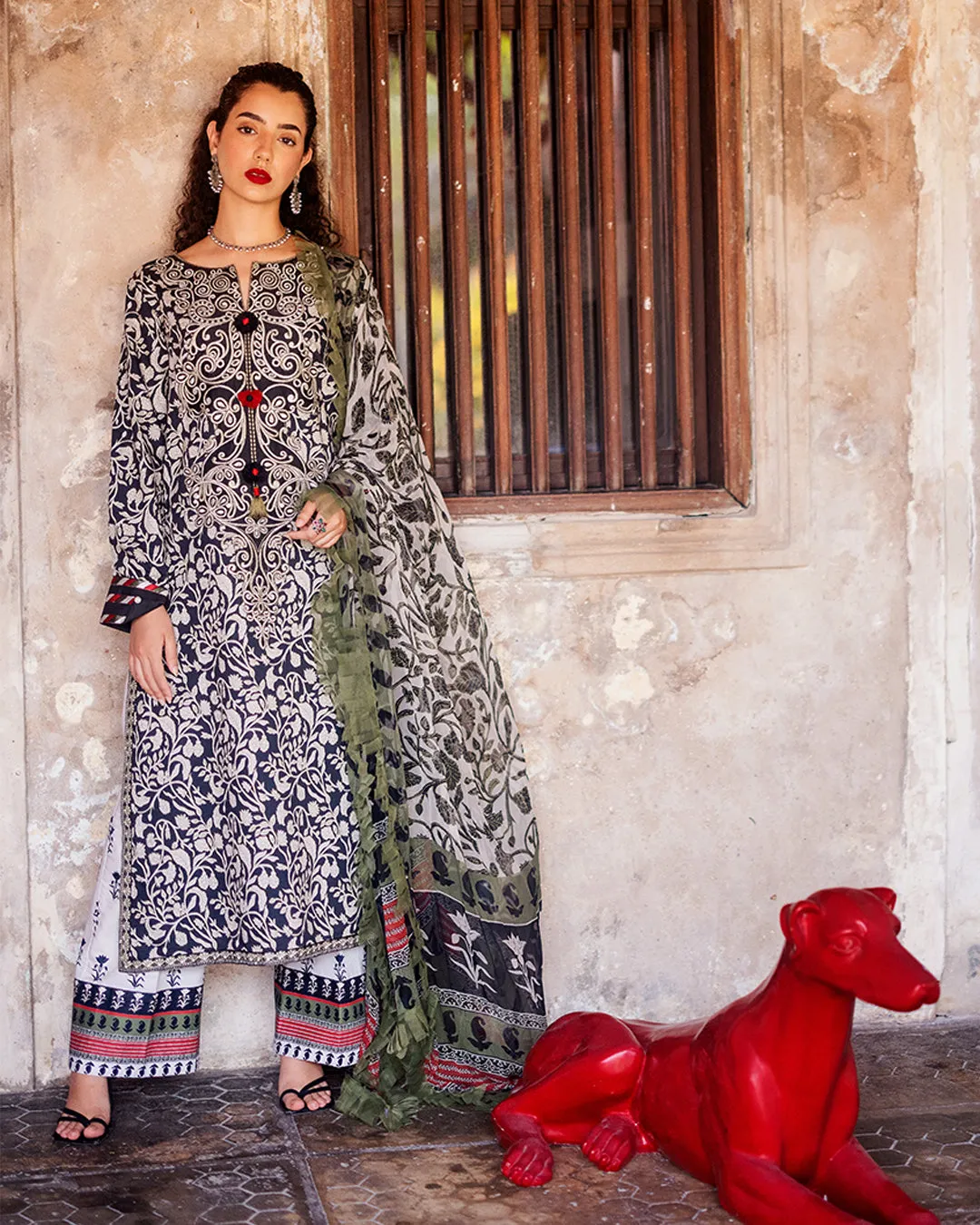 Roheenaz Taneez Block Print Lawn – Mahin