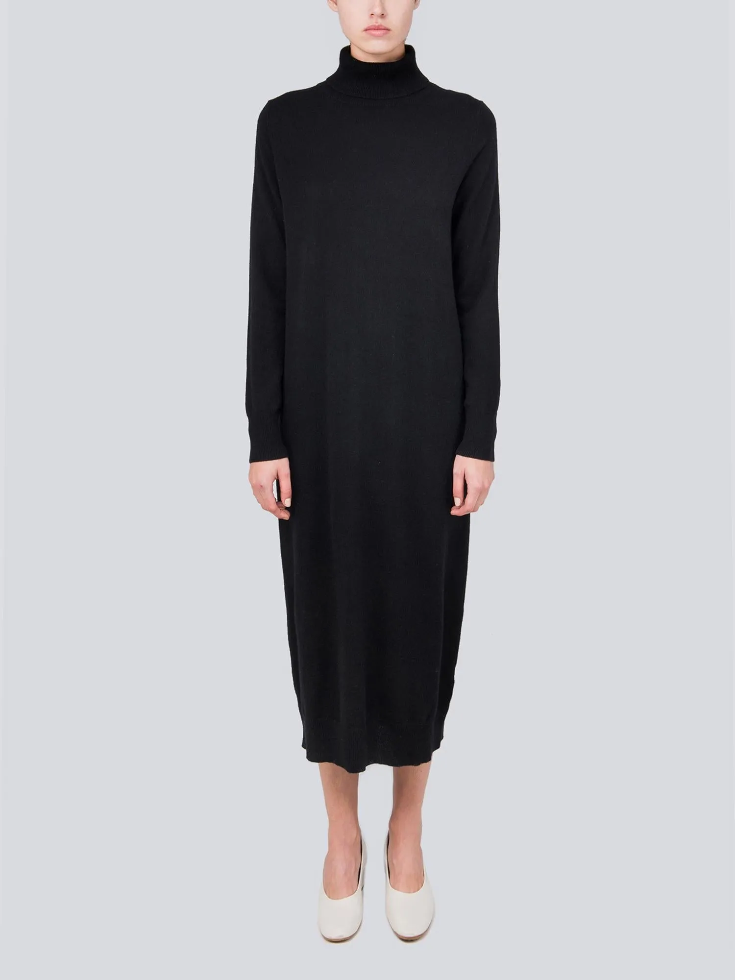 Turtleneck Maxi Dress_Black